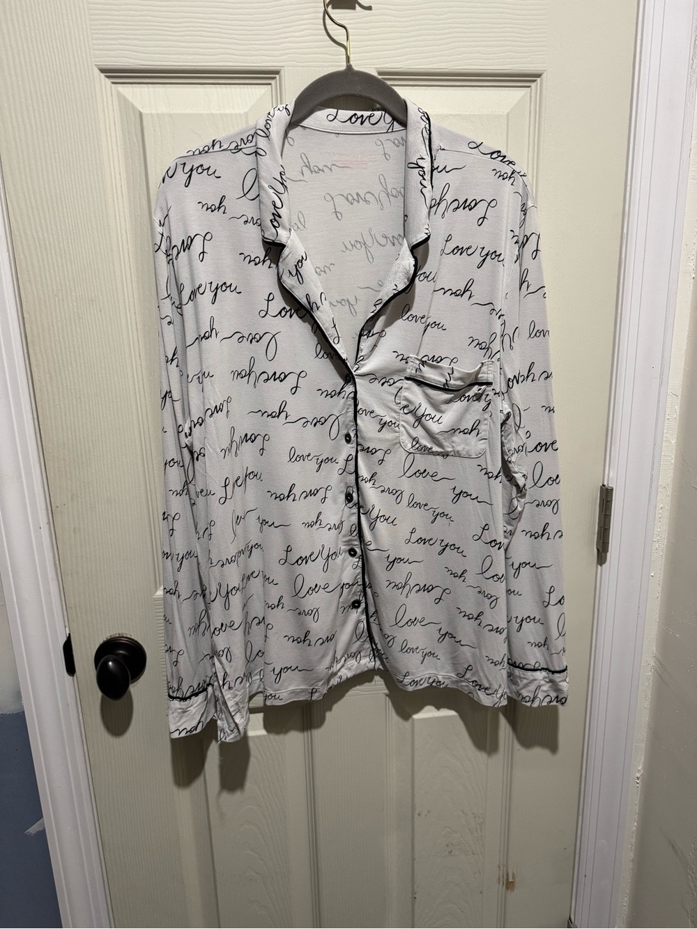 Victoria’s Secret Pajama Set | White “Love You” Script Print | XL
